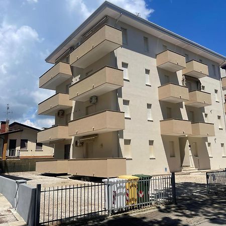 קאורלה Condominio Cristina - Agenzia Cocal מראה חיצוני תמונה