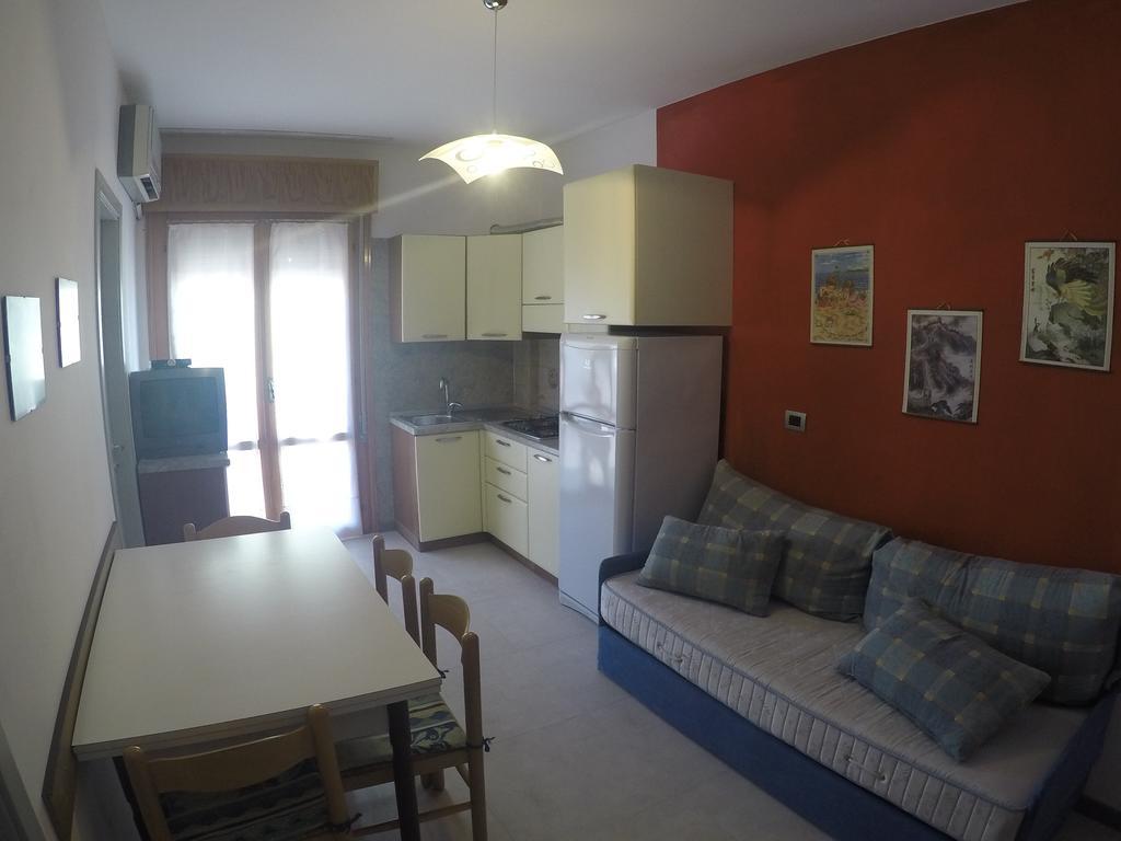 קאורלה Condominio Cristina - Agenzia Cocal מראה חיצוני תמונה